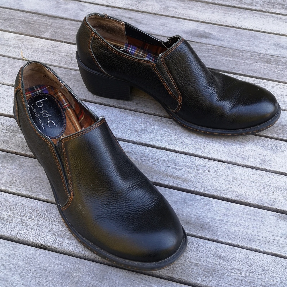 b.o.c. leather ankle boots